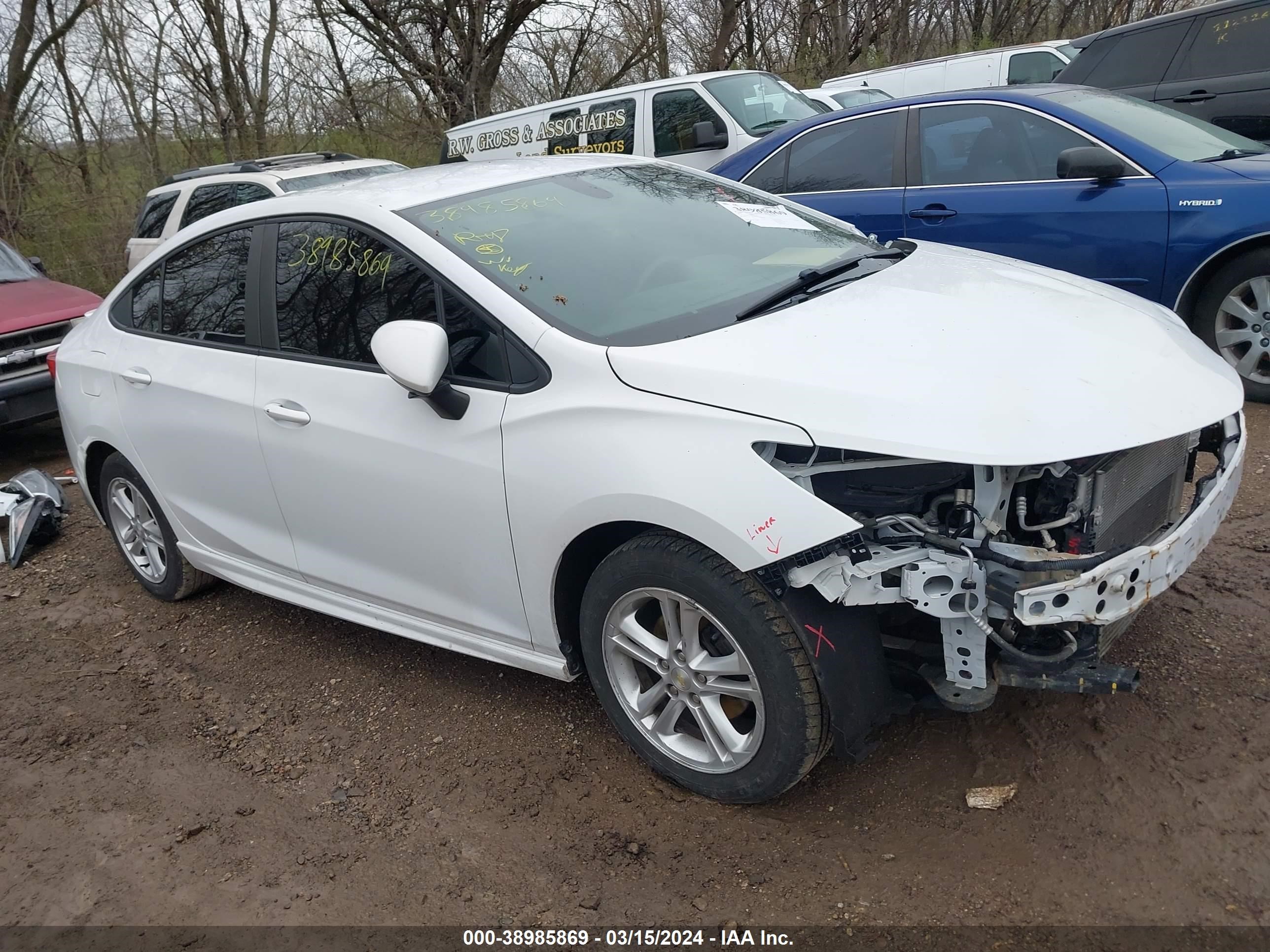 CHEVROLET CRUZE 2019 1g1be5sm8k7122065