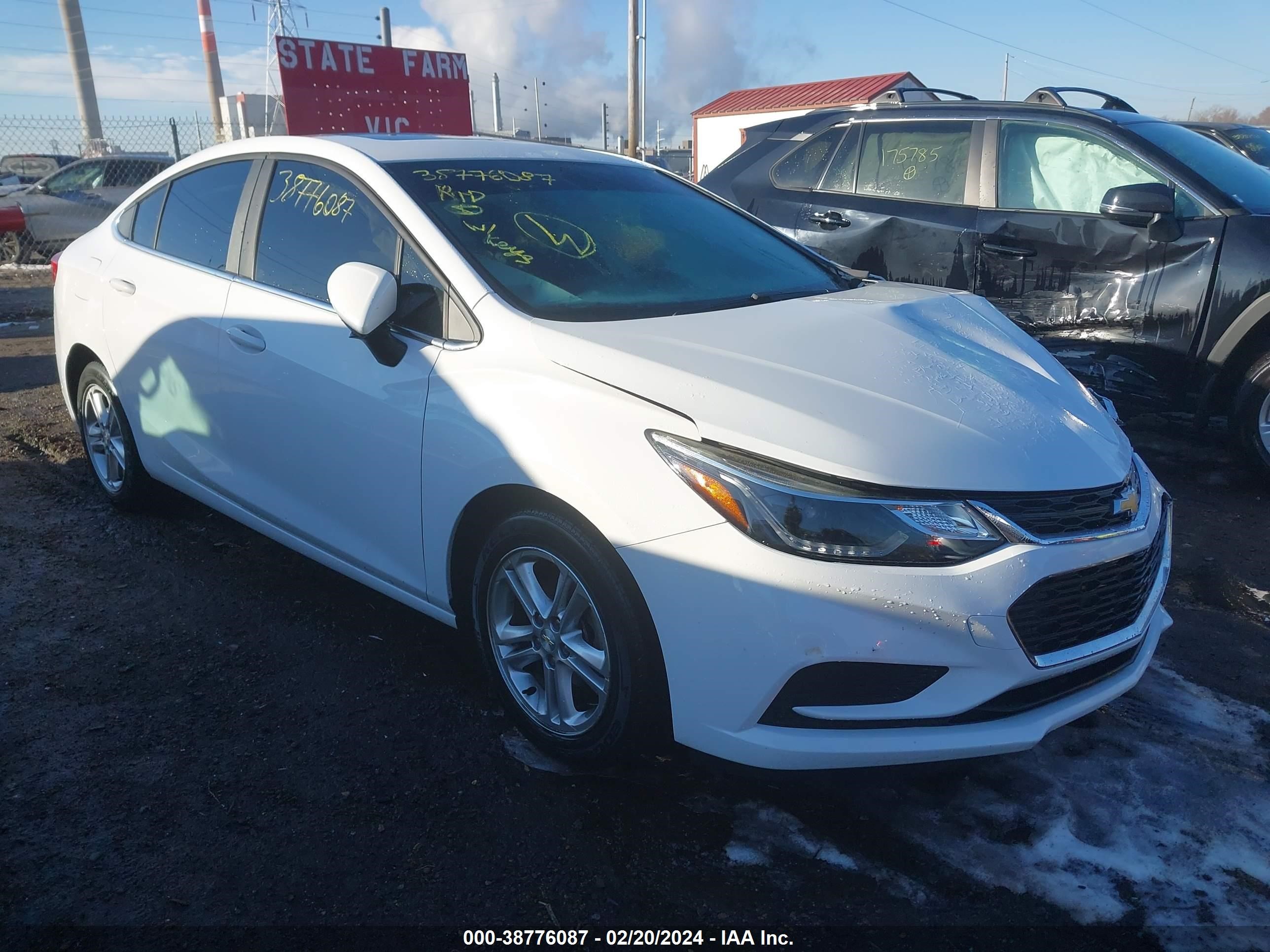 CHEVROLET CRUZE 2017 1g1be5sm9h7116798