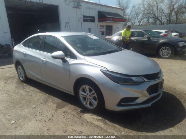 CHEVROLET CRUZE 2018 1g1be5sm9j7135230