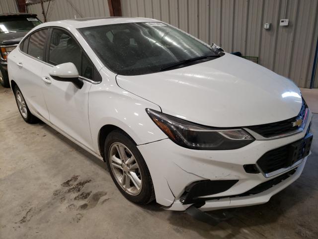 CHEVROLET CRUZE LT 2018 1g1be5sm9j7135583