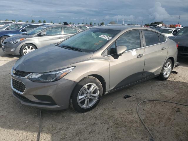 CHEVROLET CRUZE LT 2018 1g1be5sm9j7136281