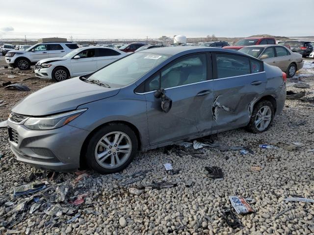 CHEVROLET CRUZE LT 2018 1g1be5sm9j7138614