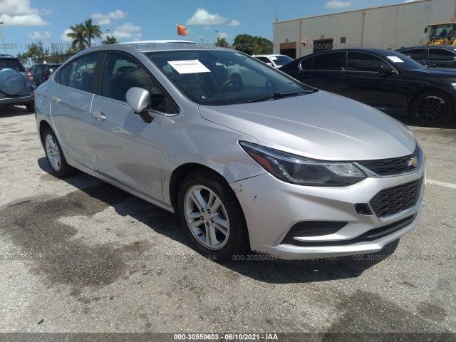 CHEVROLET CRUZE 2018 1g1be5sm9j7158653