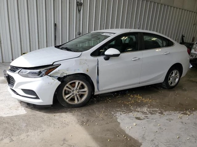 CHEVROLET CRUZE LT 2018 1g1be5sm9j7159785