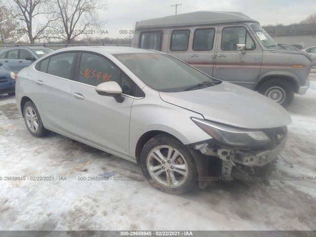 CHEVROLET CRUZE 2018 1g1be5sm9j7165179