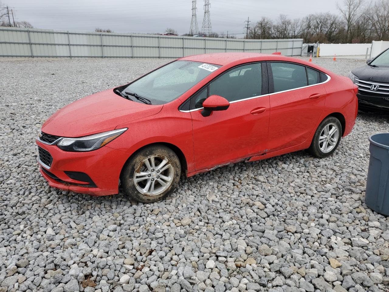 CHEVROLET CRUZE 2018 1g1be5sm9j7184265