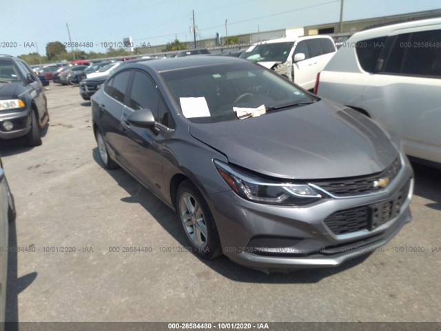 CHEVROLET CRUZE 2018 1g1be5sm9j7185089