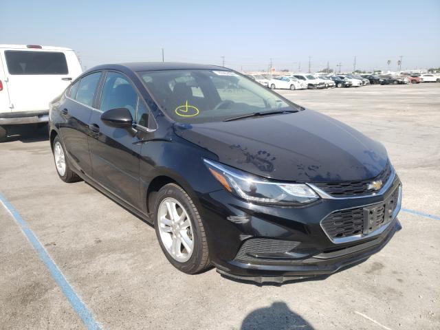 CHEVROLET CRUZE LT 2018 1g1be5sm9j7203137