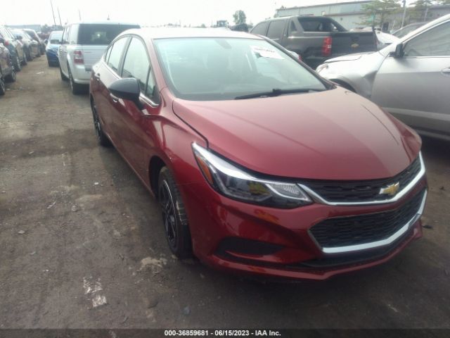 CHEVROLET CRUZE 2018 1g1be5sm9j7213926