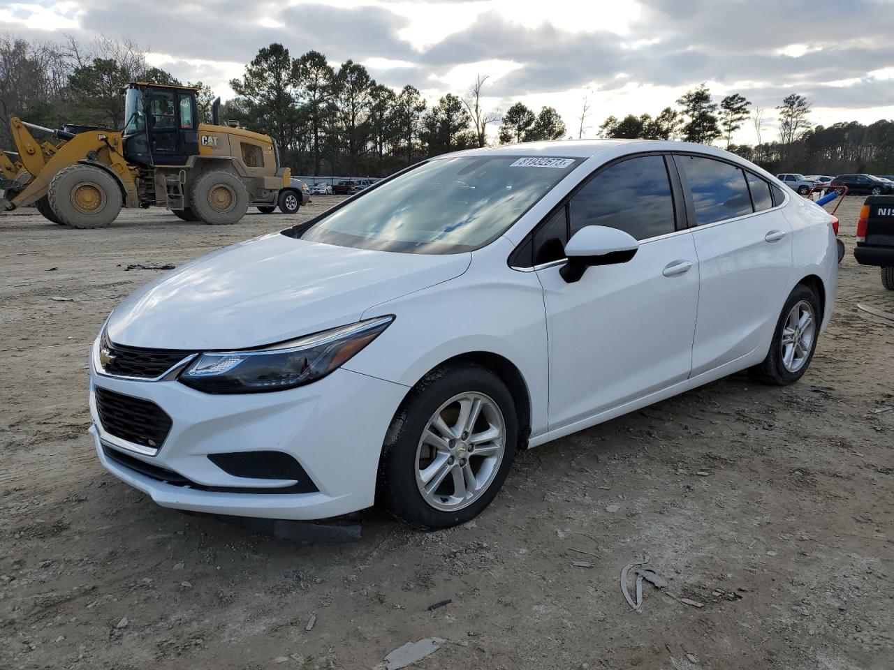 CHEVROLET CRUZE 2018 1g1be5sm9j7218446