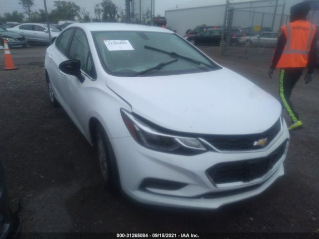 CHEVROLET CRUZE 2018 1g1be5sm9j7224828