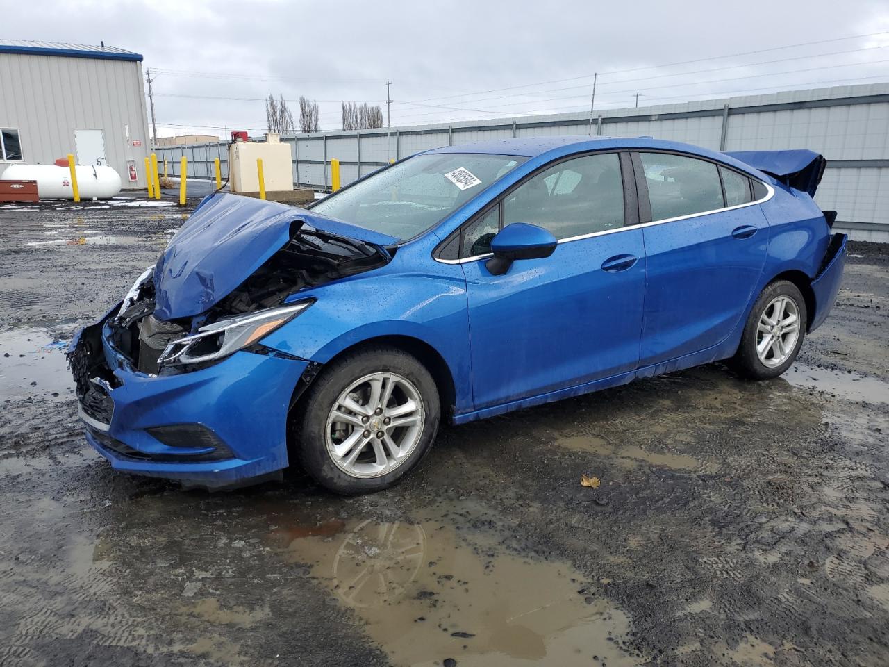 CHEVROLET CRUZE 2018 1g1be5sm9j7235540