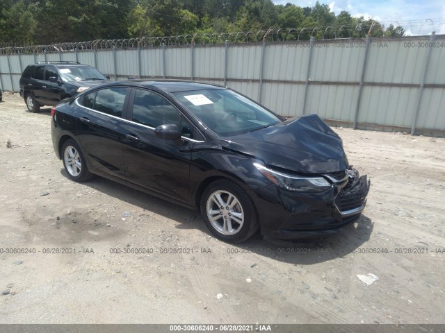 CHEVROLET CRUZE 2018 1g1be5sm9j7239037