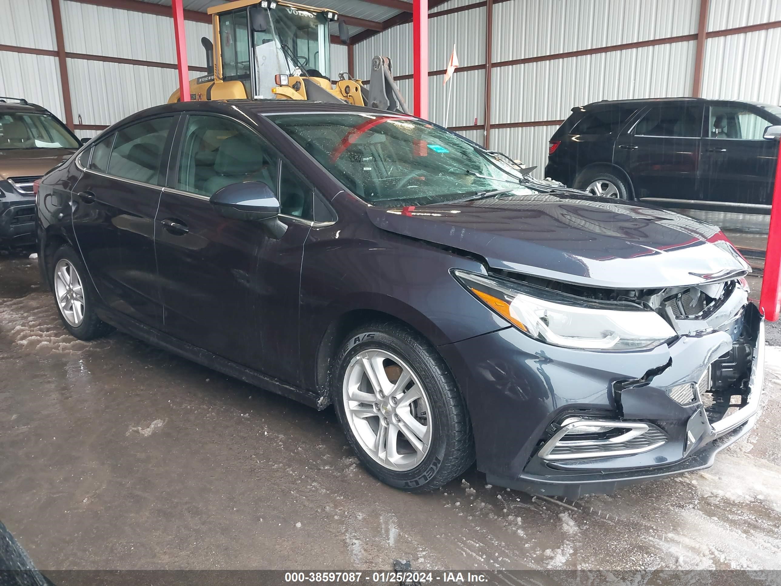 CHEVROLET CRUZE 2016 1g1be5smxg7235135