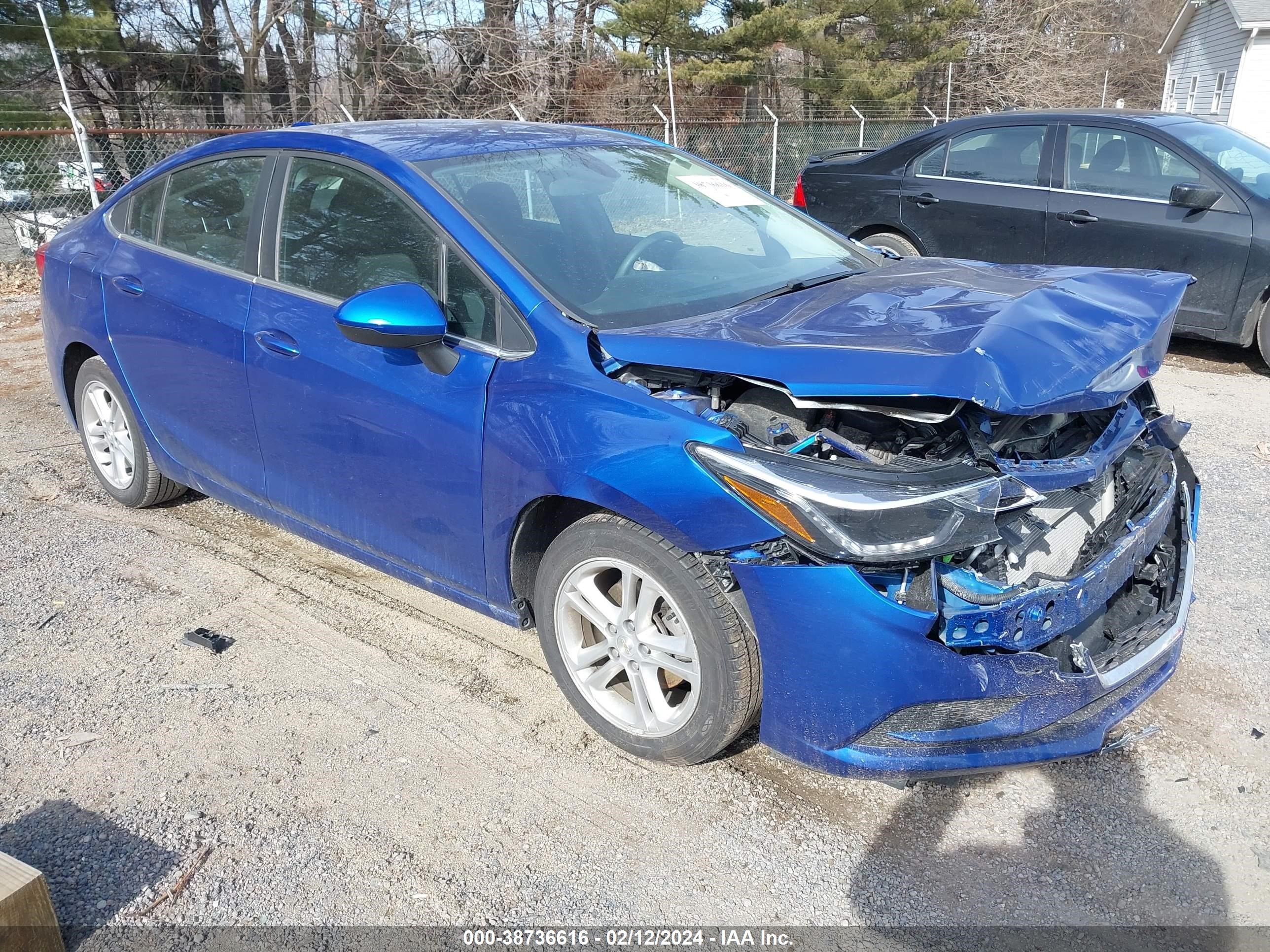 CHEVROLET CRUZE 2018 1g1be5smxj7124706