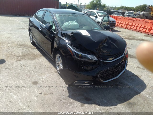 CHEVROLET CRUZE 2018 1g1be5smxj7148505