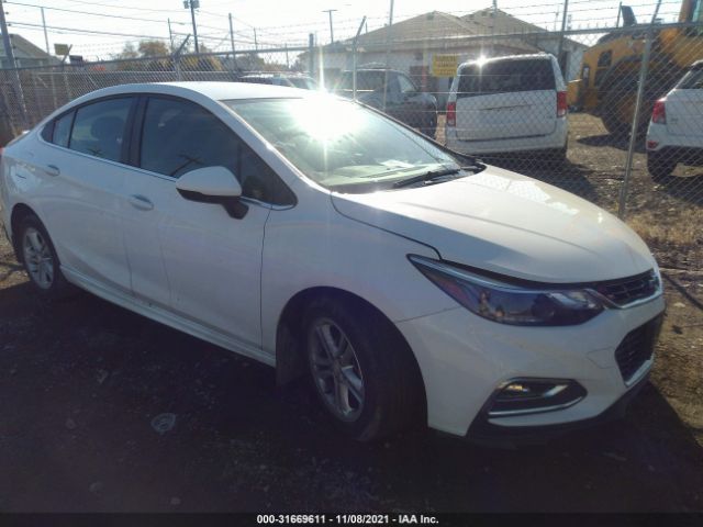 CHEVROLET CRUZE 2018 1g1be5smxj7155745