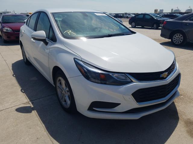 CHEVROLET CRUZE LT 2018 1g1be5smxj7165420