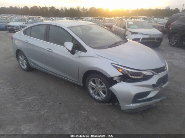 CHEVROLET CRUZE 2018 1g1be5smxj7186400