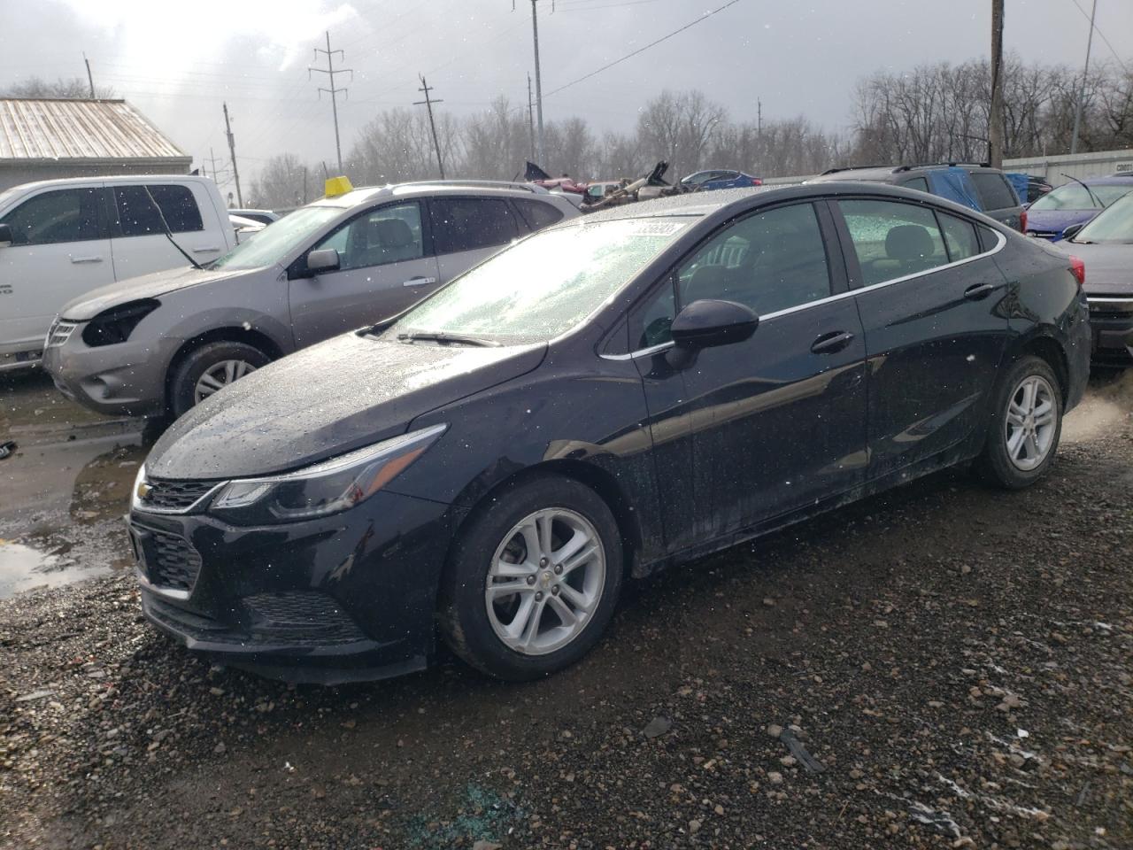 CHEVROLET CRUZE 2018 1g1be5smxj7213692