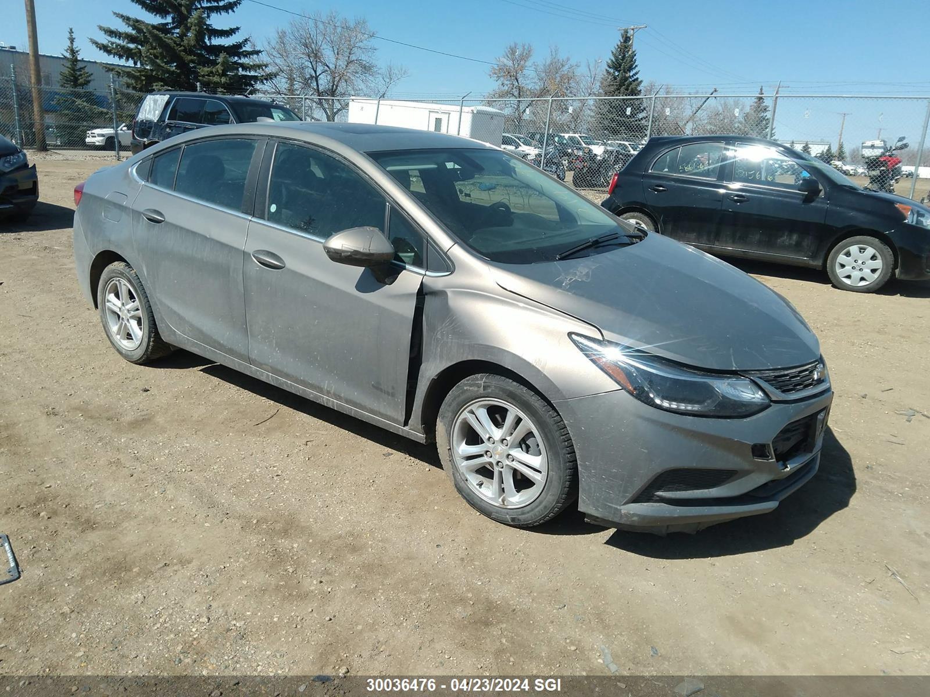 CHEVROLET CRUZE 2018 1g1be5smxj7214390