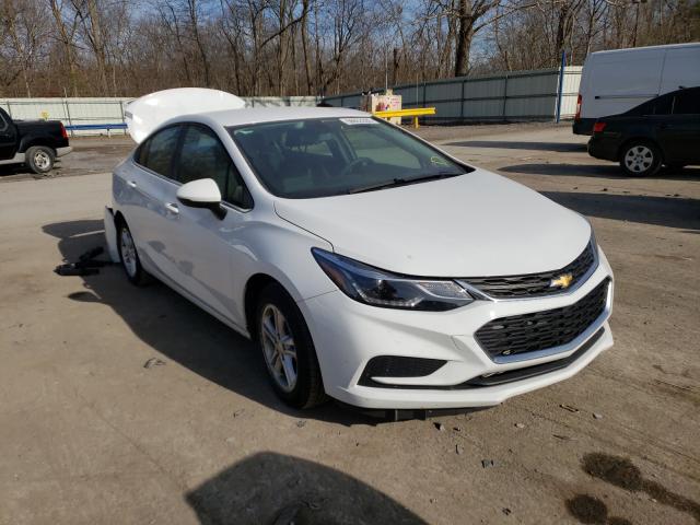 CHEVROLET CRUZE LT 2018 1g1be5smxj7226426