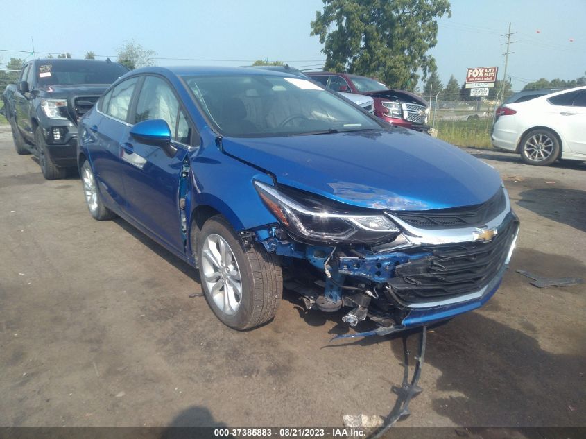 CHEVROLET CRUZE 2019 1g1be5smxk7135187