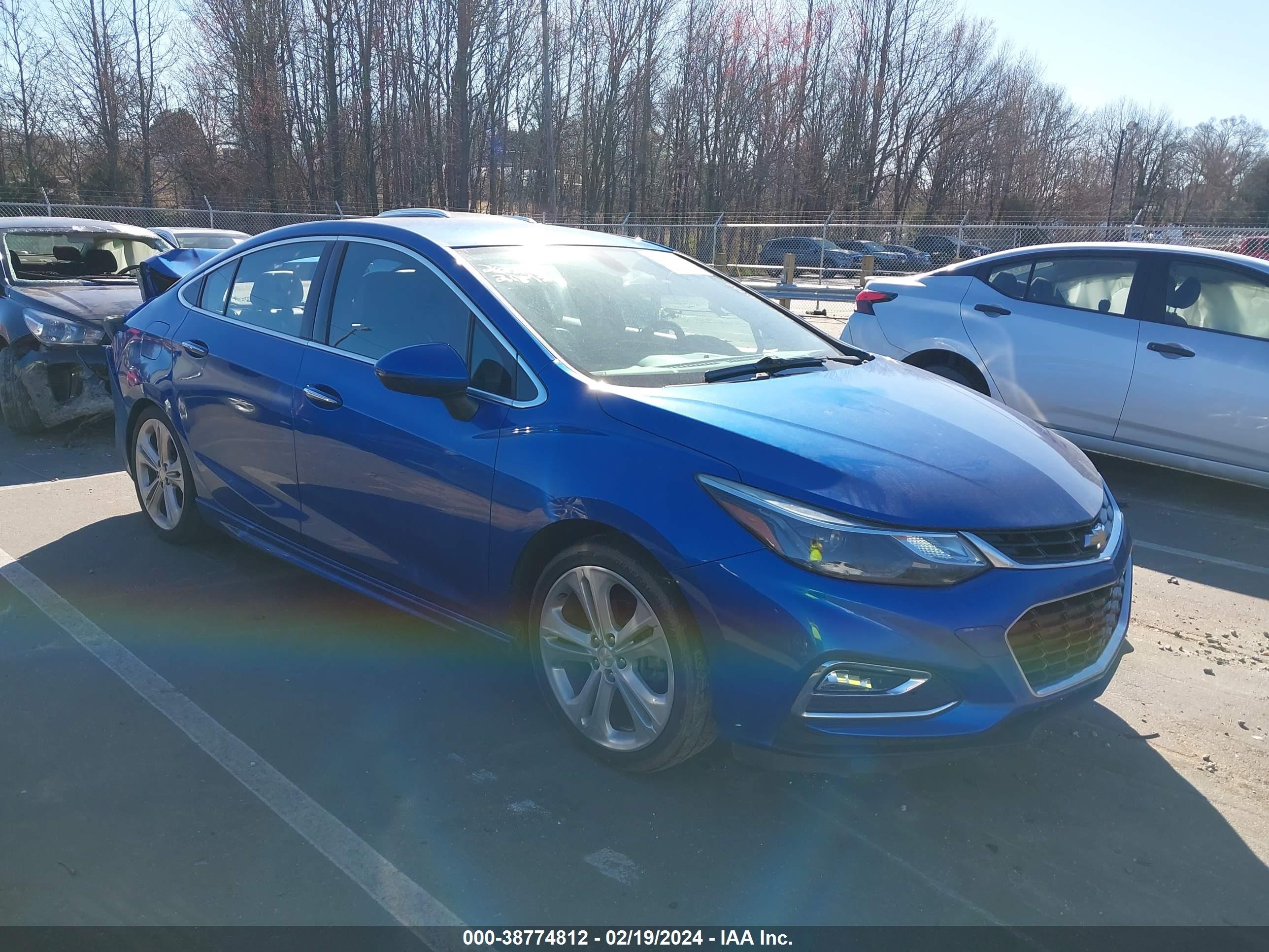 CHEVROLET CRUZE 2017 1g1bf5sm1h7251870