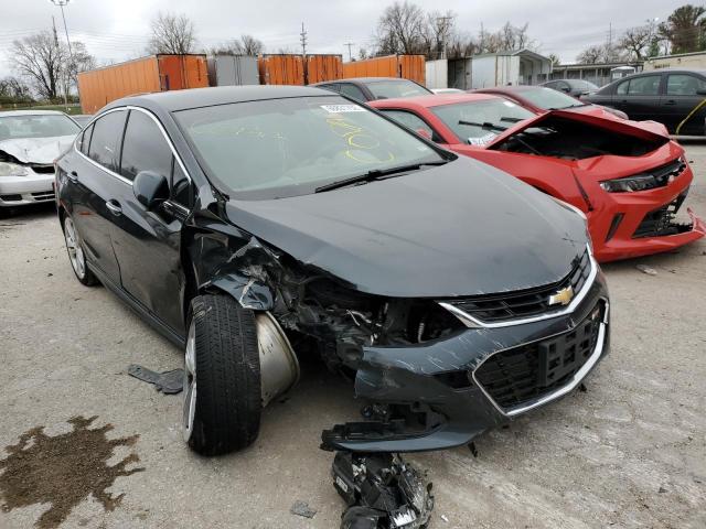 CHEVROLET CRUZE PREM 2018 1g1bf5sm2j7166879