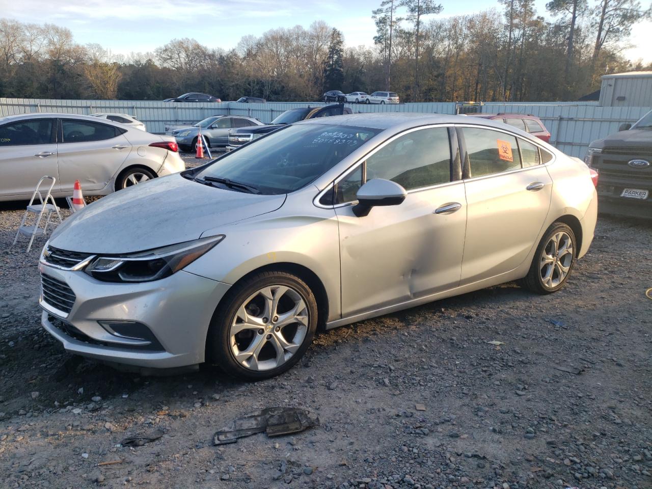 CHEVROLET CRUZE 2017 1g1bf5sm4h7101283