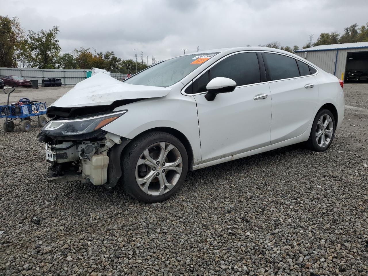 CHEVROLET CRUZE 2017 1g1bf5sm6h7100233