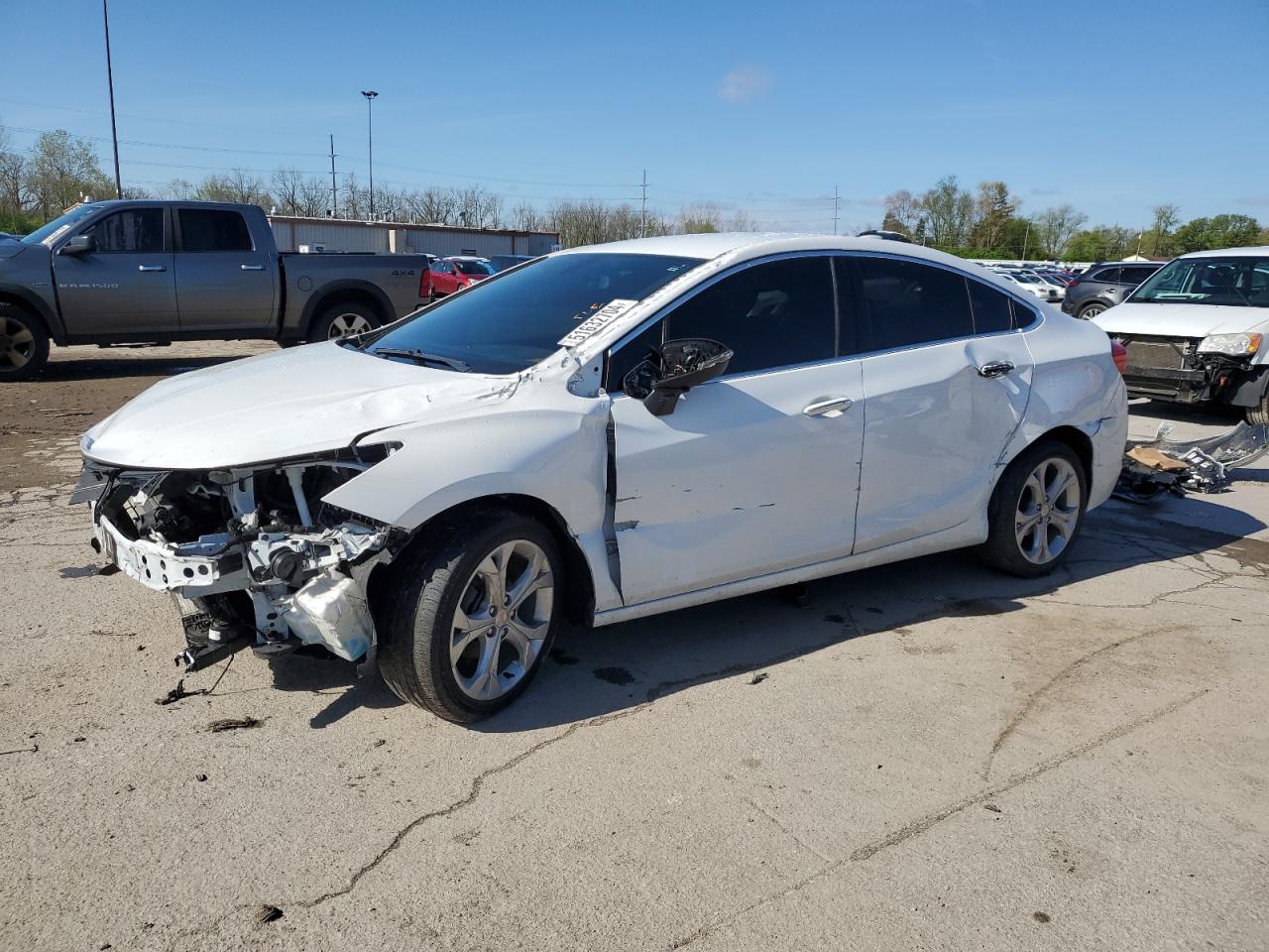 CHEVROLET CRUZE 2018 1g1bf5sm6j7161457