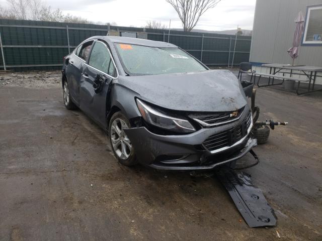 CHEVROLET CRUZE PREM 2018 1g1bf5sm8j7125561