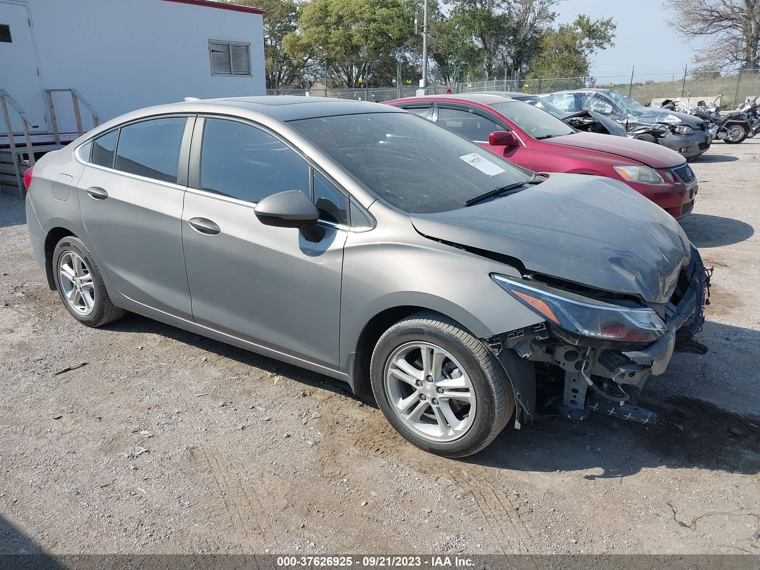 CHEVROLET CRUZE 2018 1g1bh5se0j7161523