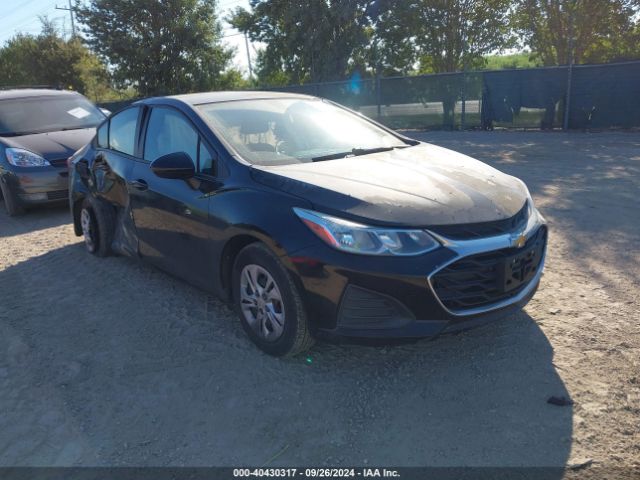 CHEVROLET CRUZE 2019 1g1bj5sm9k7102323