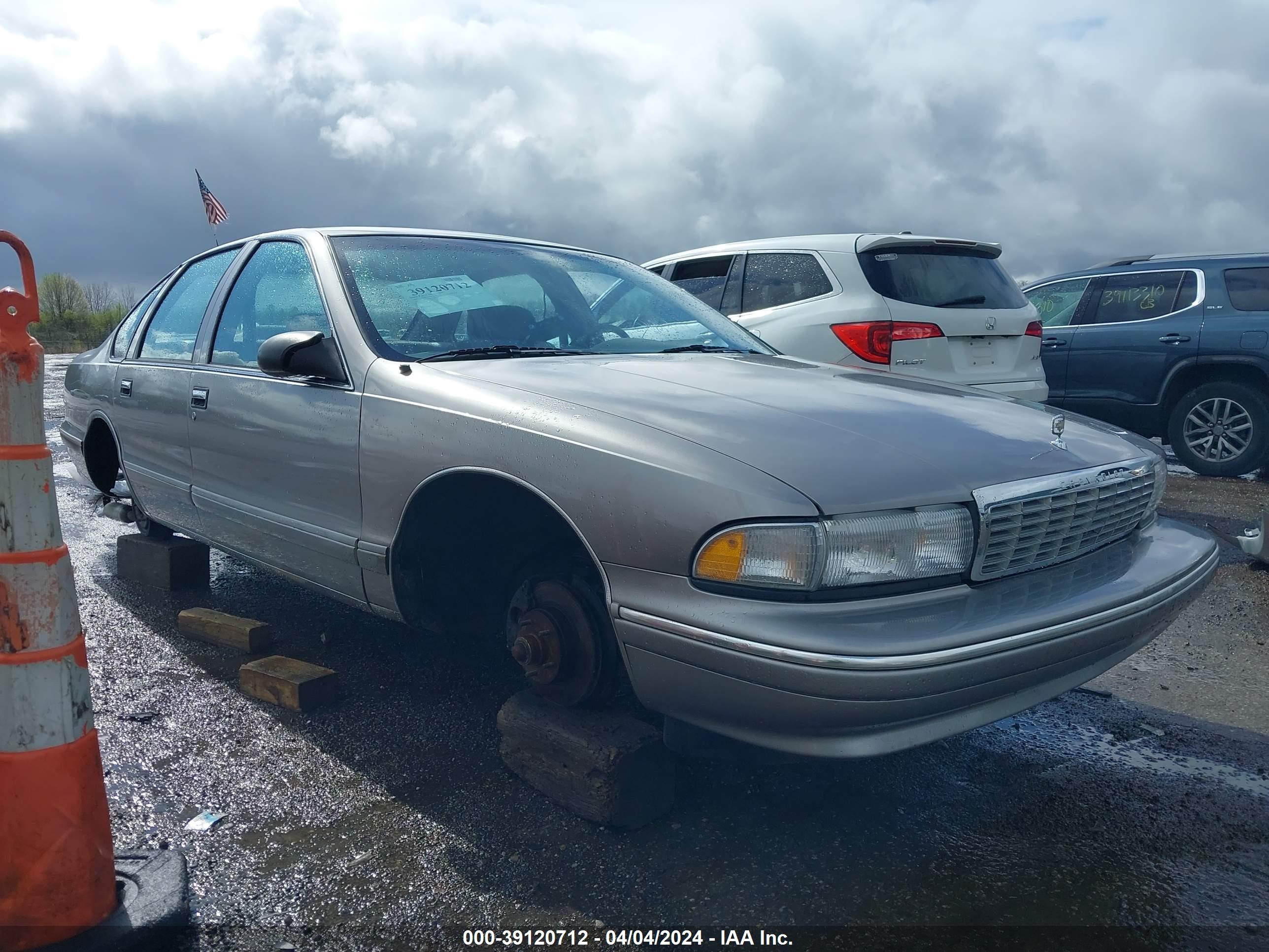 CHEVROLET CAPRICE 1996 1g1bl52w2tr159884