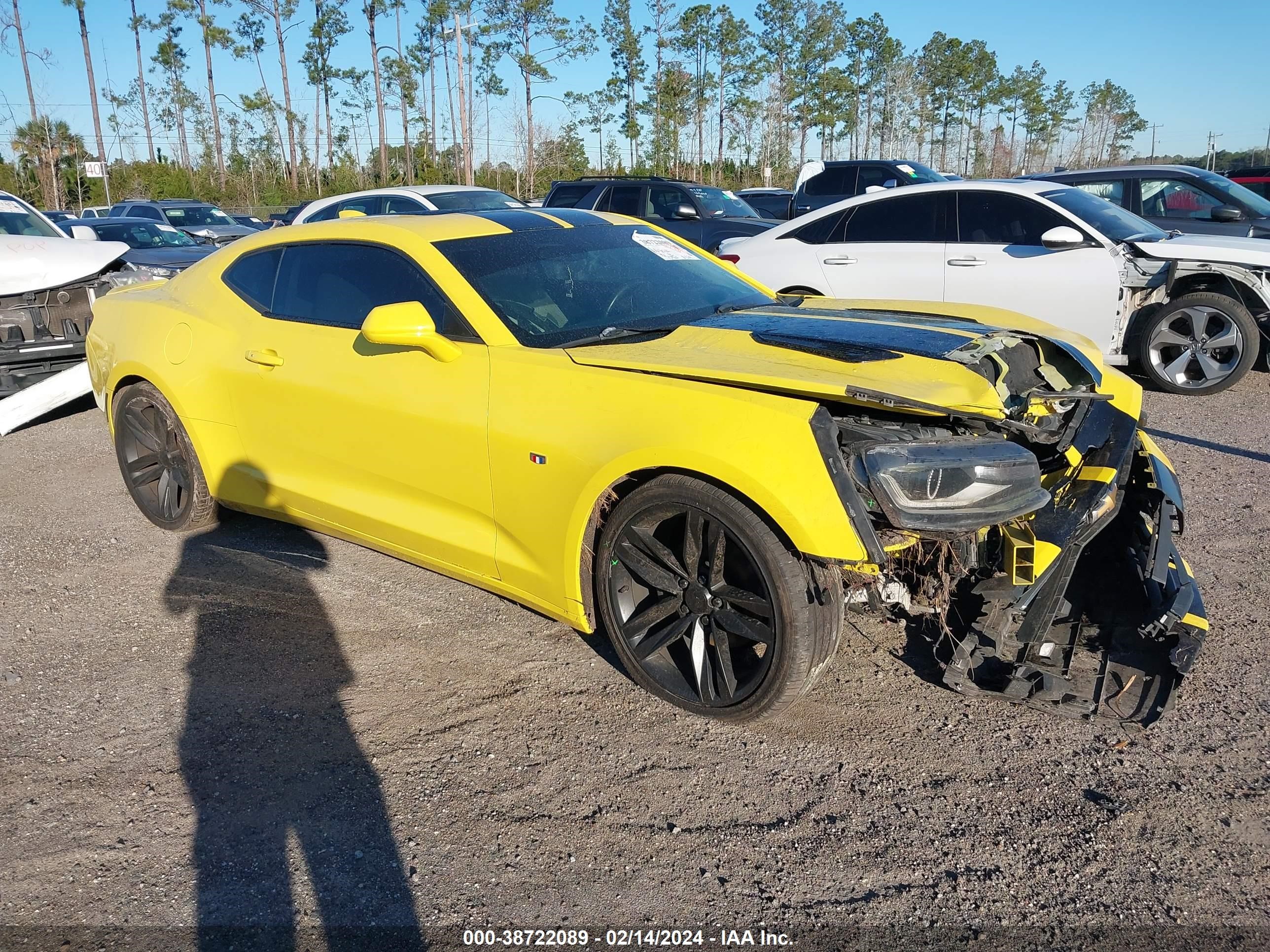 CHEVROLET CAMARO 2018 1g1fb1rs5j0145916