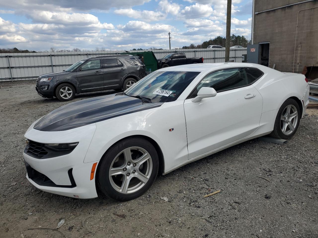 CHEVROLET CAMARO 2019 1g1fb1rx0k0130950