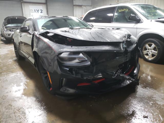 CHEVROLET CAMARO LT 2018 1g1fb1rx1j0143205