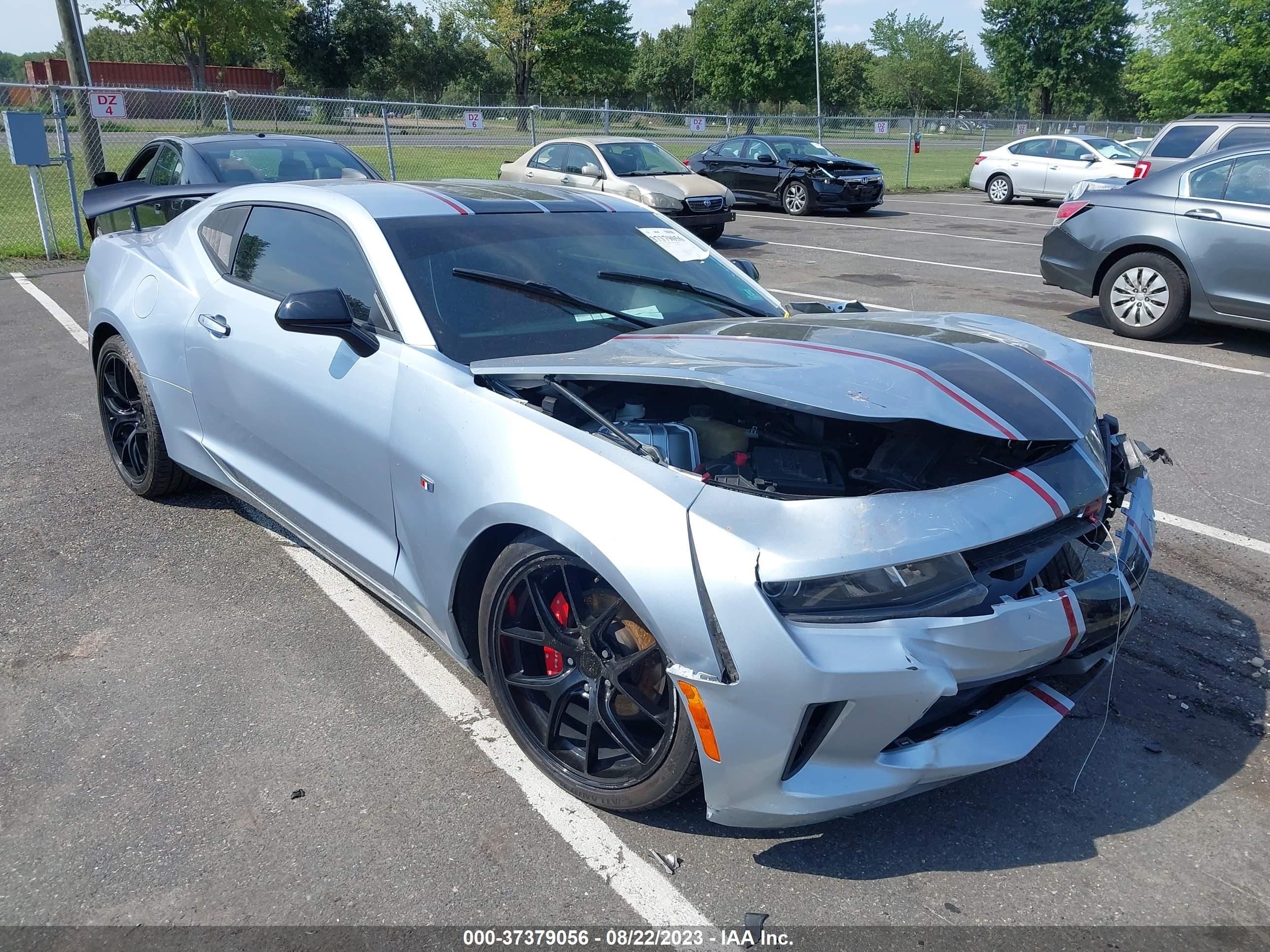 CHEVROLET CAMARO 2018 1g1fb1rx2j0122105