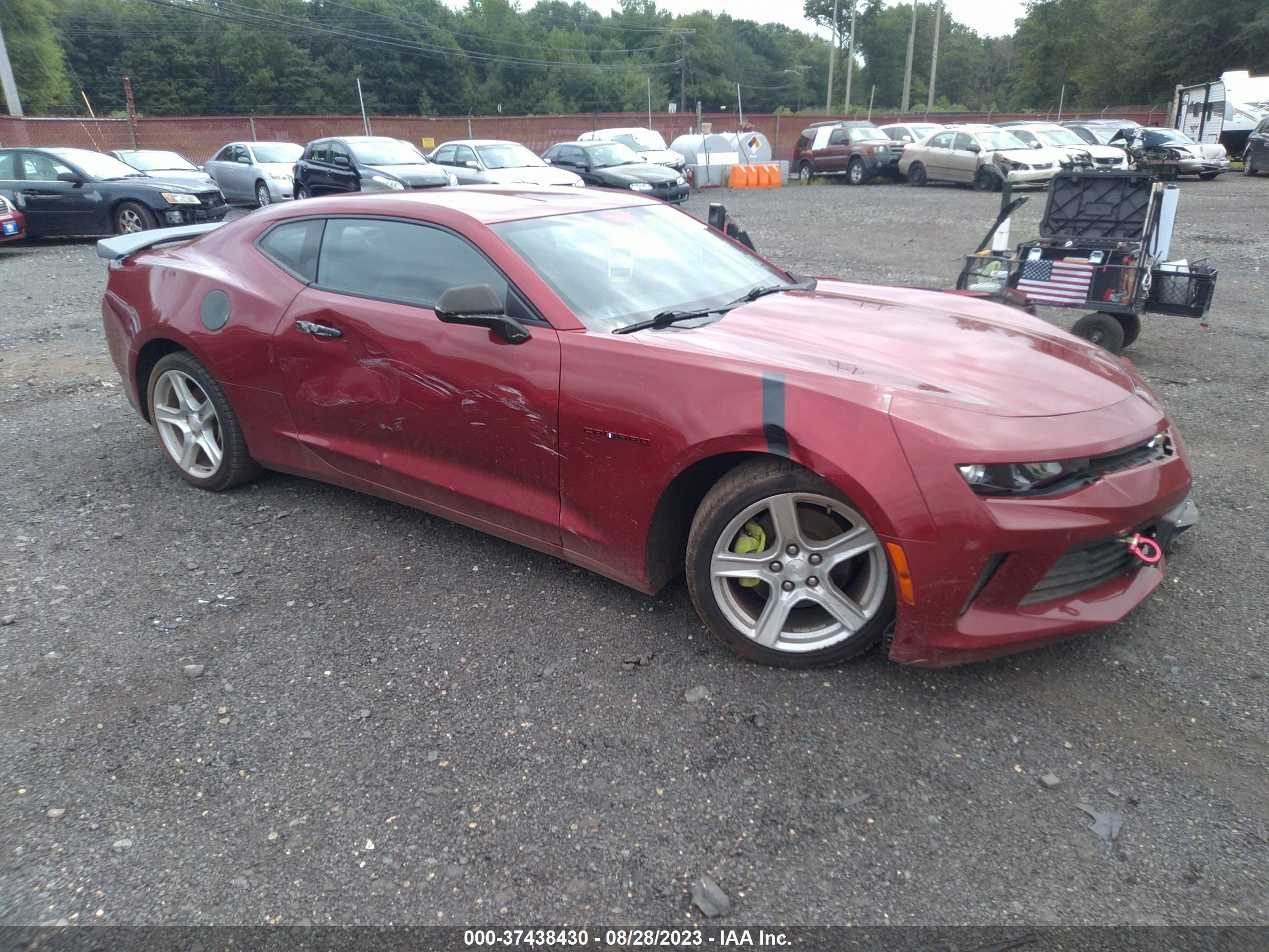 CHEVROLET CAMARO 2018 1g1fb1rx4j0186839