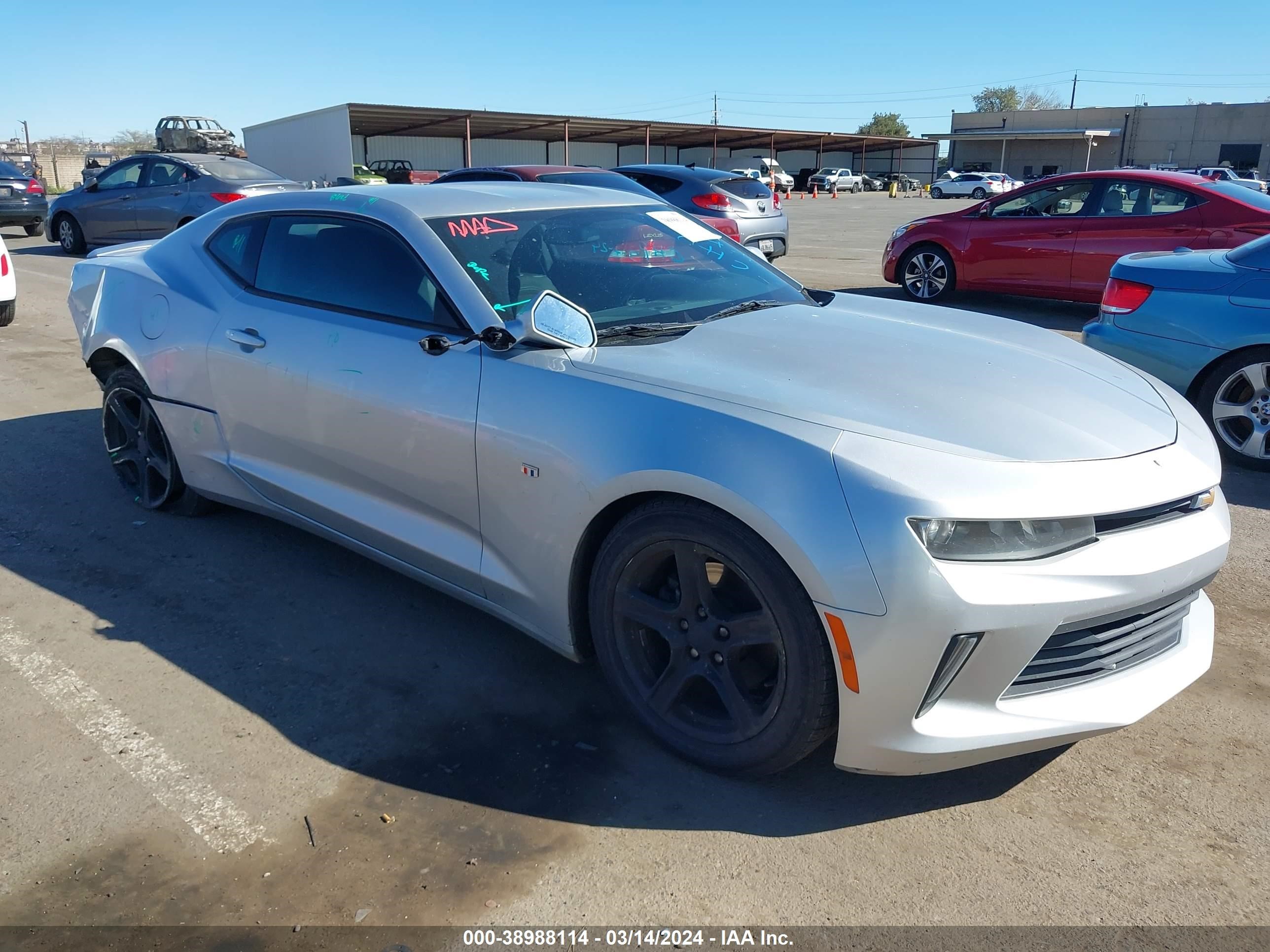 CHEVROLET CAMARO 2018 1g1fb1rx6j0116565