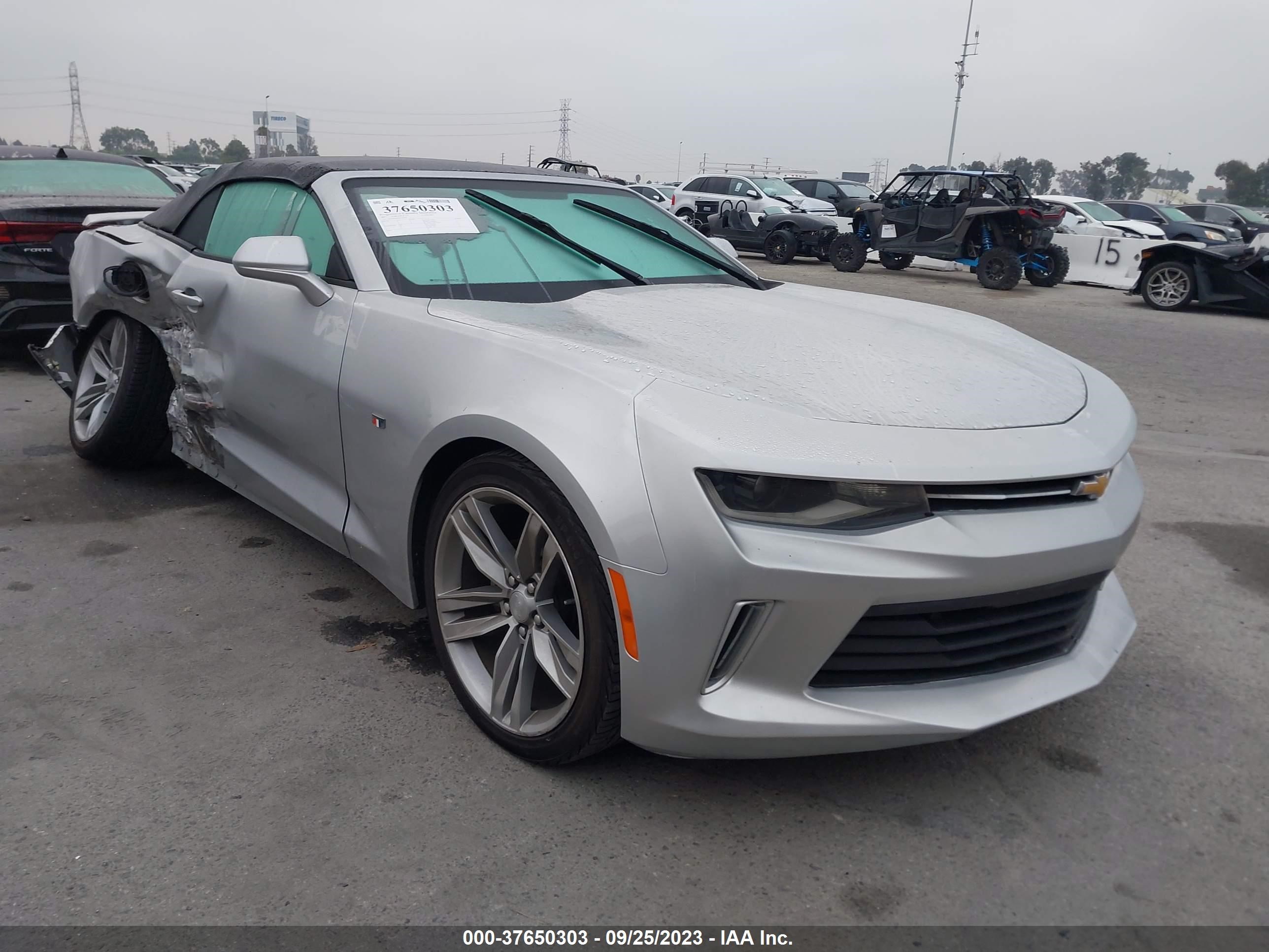 CHEVROLET CAMARO 2017 1g1fb3ds0h0192395