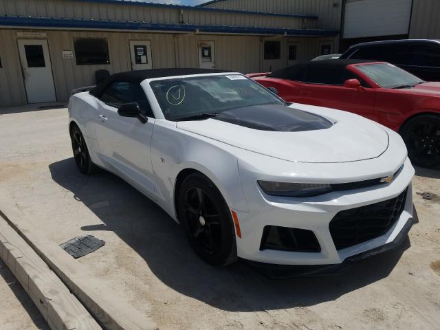 CHEVROLET CAMARO 2019 1g1fb3ds0k0119907