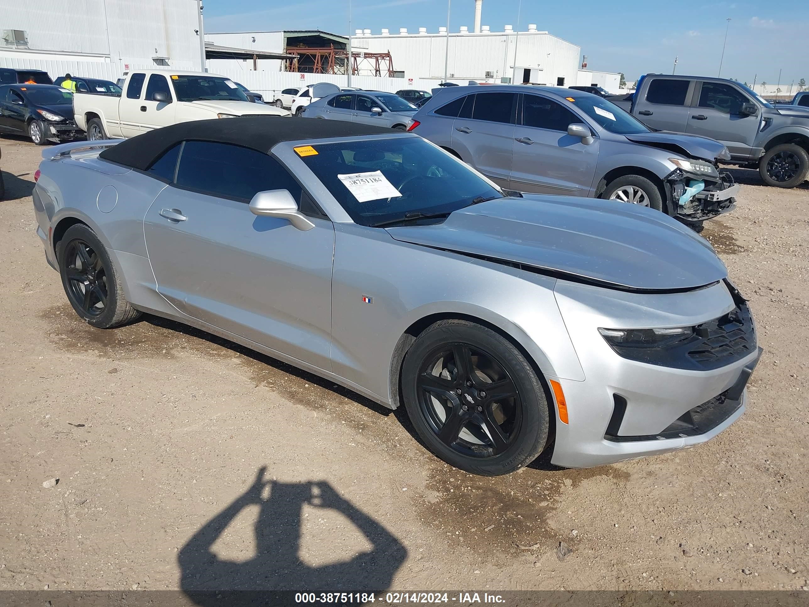 CHEVROLET CAMARO 2019 1g1fb3ds9k0142019