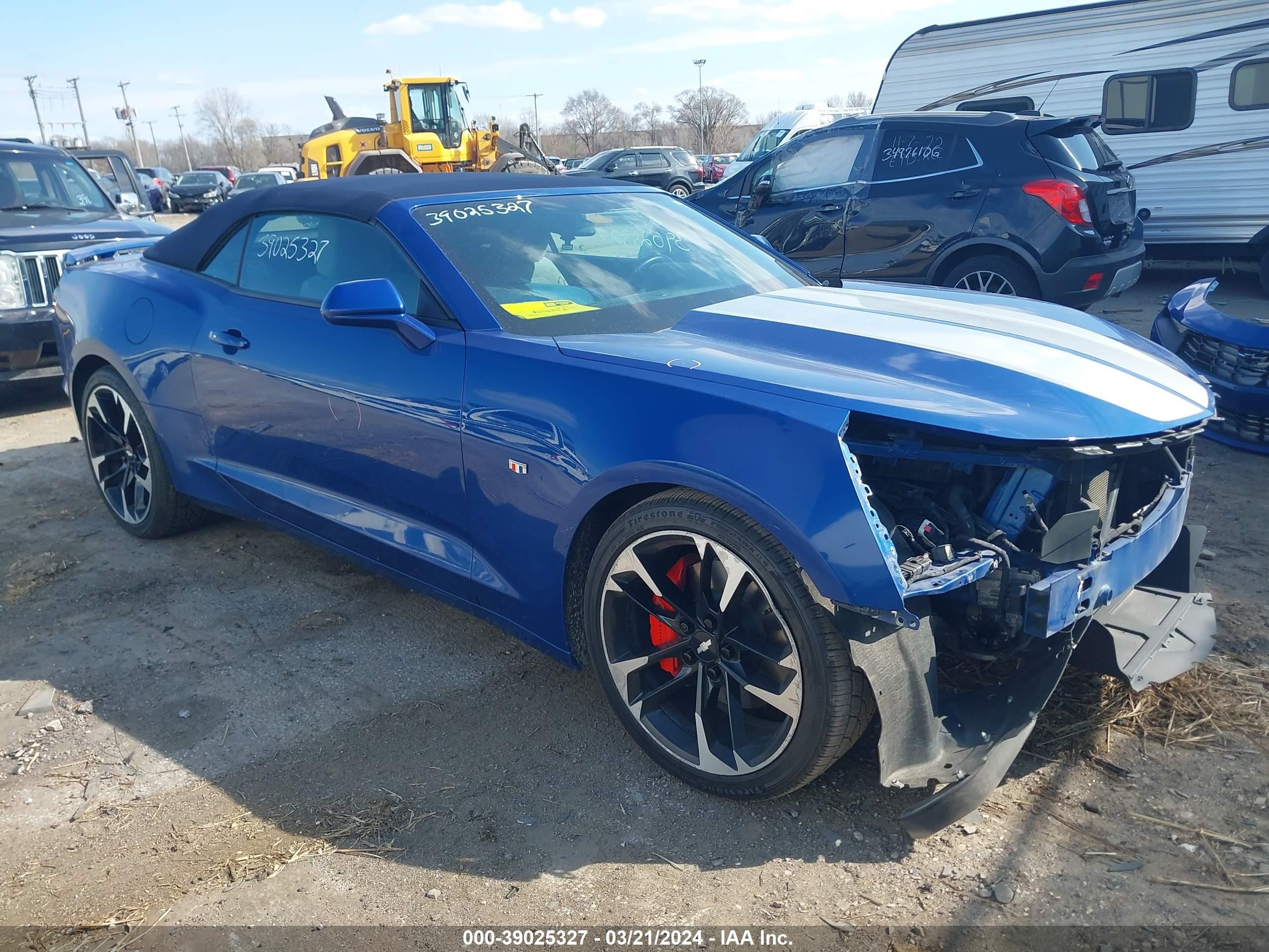 CHEVROLET CAMARO 2021 1g1fb3dxxm0129780