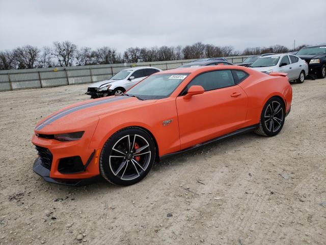 CHEVROLET CAMARO LT 2018 1g1fd1rs2j0159573