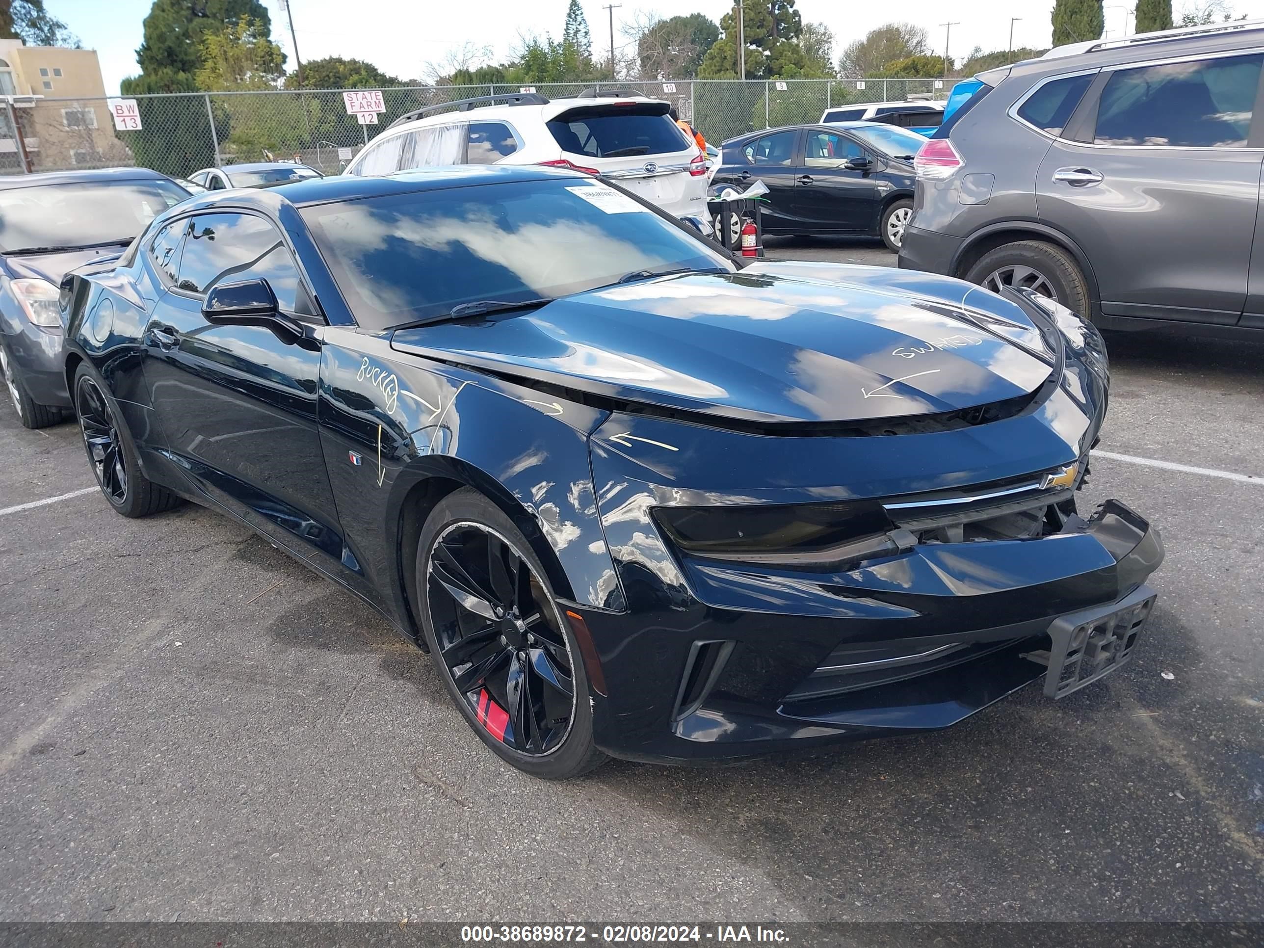 CHEVROLET CAMARO 2018 1g1fd1rx7j0108100