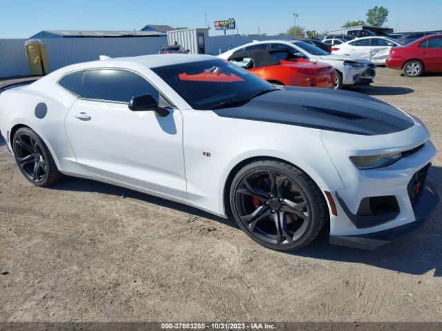 CHEVROLET CAMARO 2018 1g1fe1r71j0176826