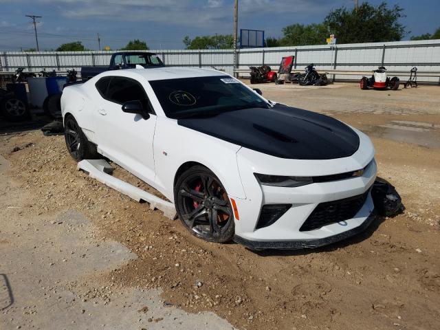 CHEVROLET CAMARO SS 2018 1g1fe1r74j0140984